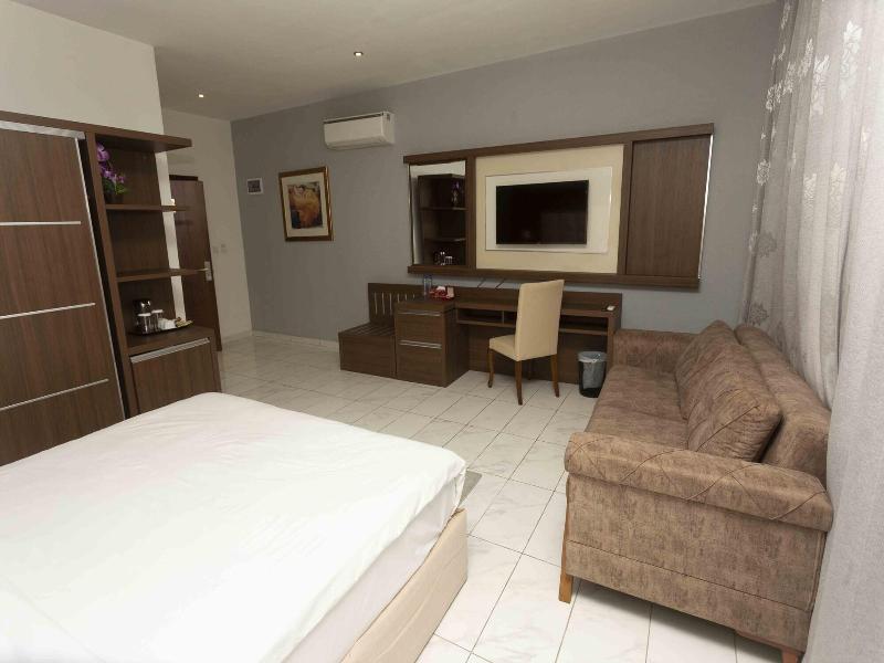 San Marino Hotel image