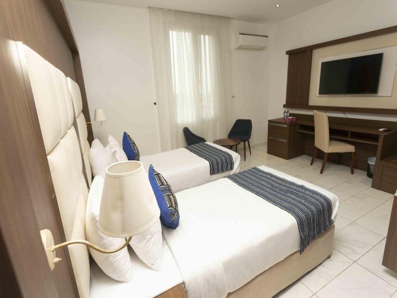 San Marino Hotel image