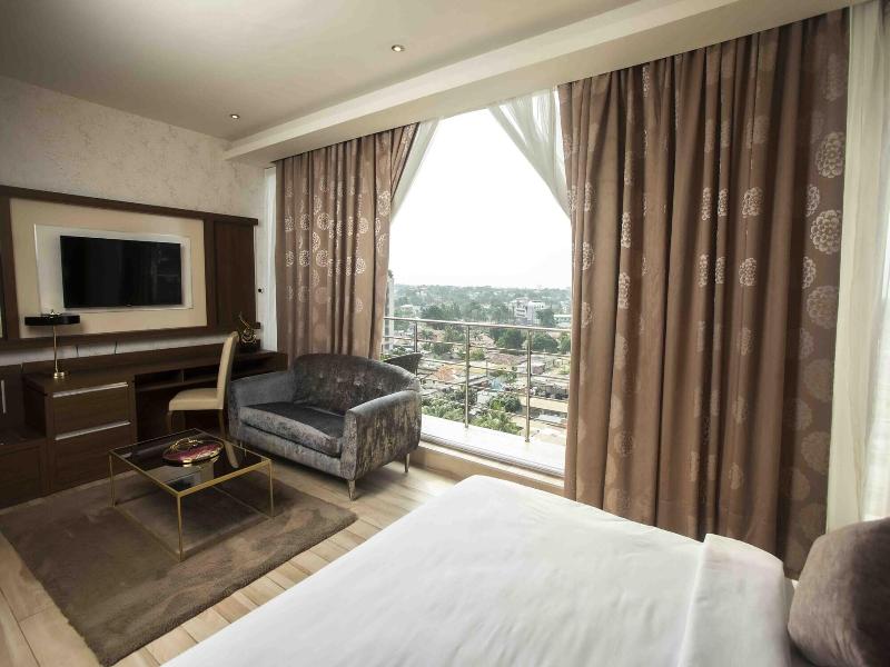 San Marino Hotel image