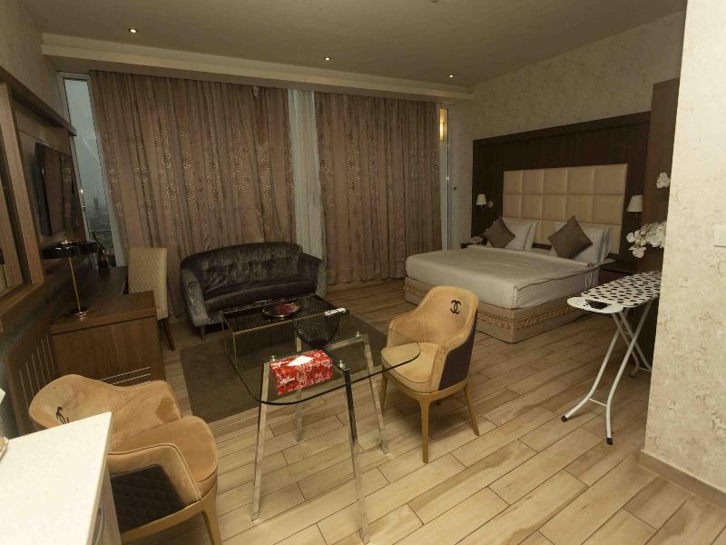 San Marino Hotel image