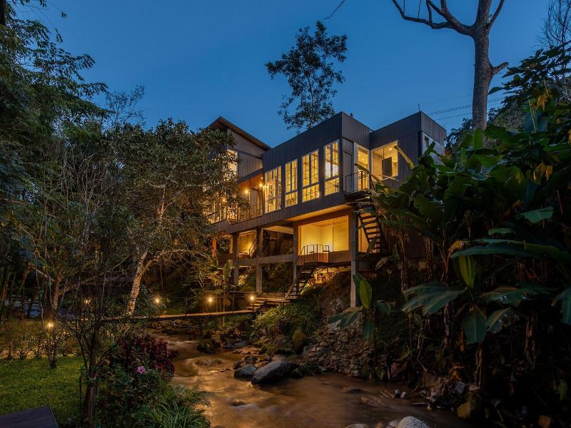 The Stream House At Mae Kampong image