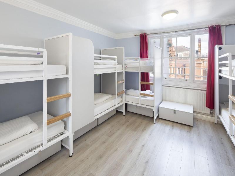 Astor Hyde Park Hostel Adults Only image