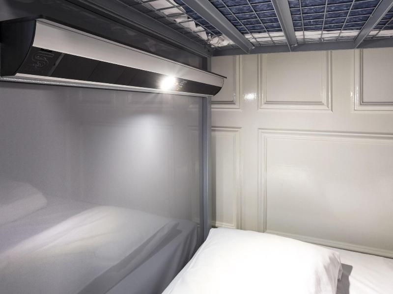 Astor Hyde Park Hostel Adults Only image