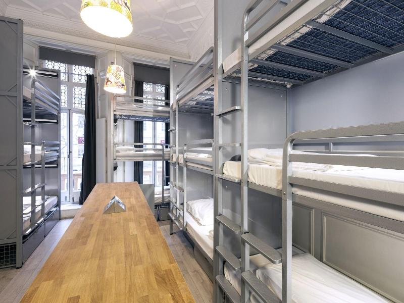 Astor Hyde Park Hostel Adults Only image