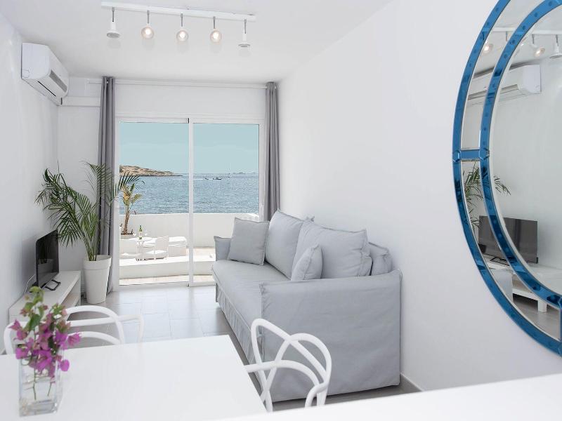 Enkala Apartamentos image