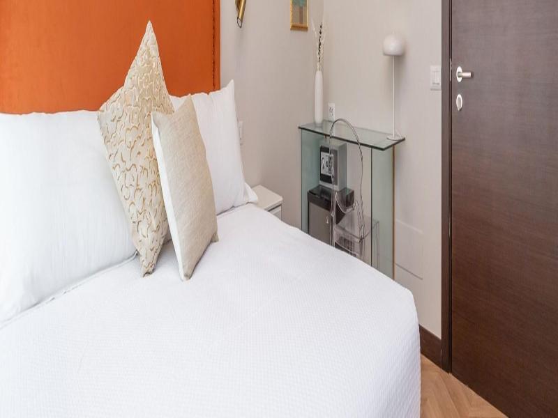Daplace Hotel Gran Torino Suites image