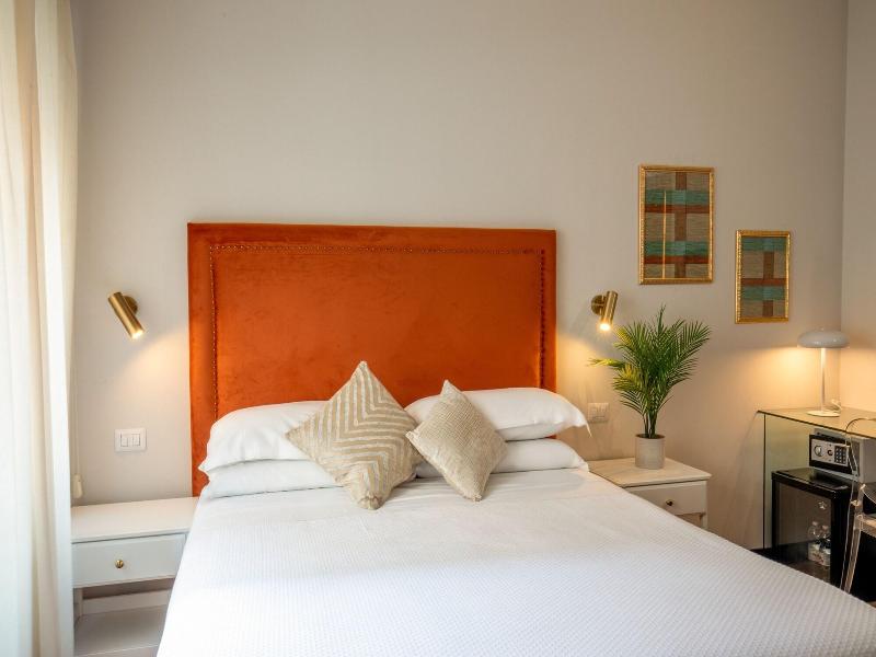 Daplace Hotel Gran Torino Suites image