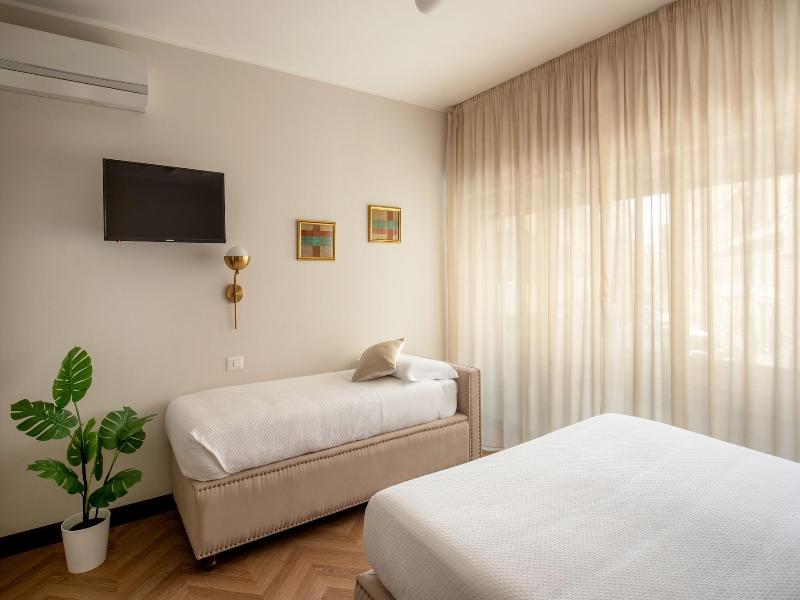 Daplace Hotel Gran Torino Suites image