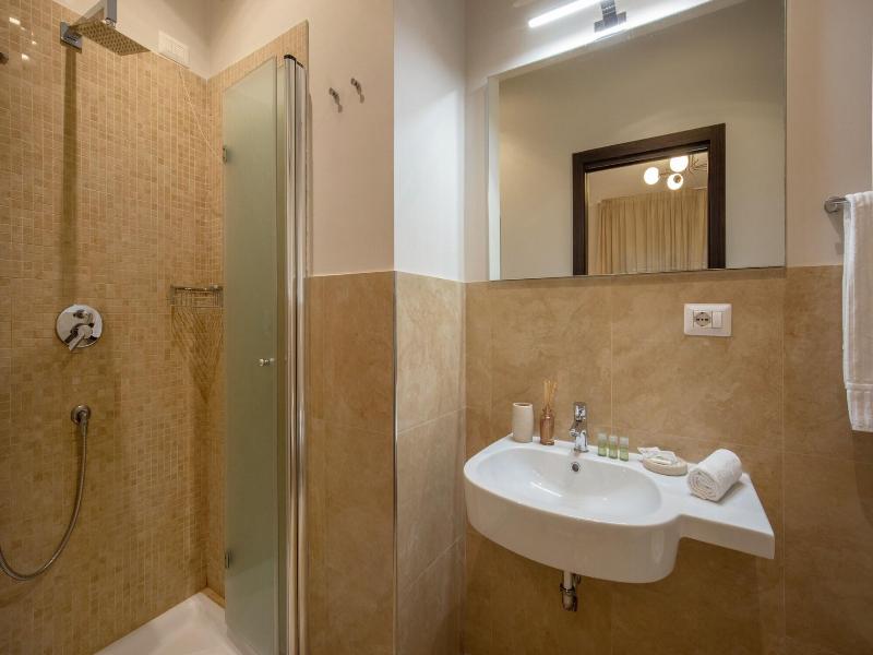 Daplace Hotel Gran Torino Suites image
