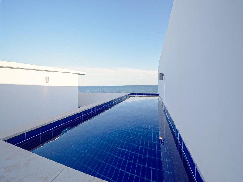 Sharp Flat Hotel image