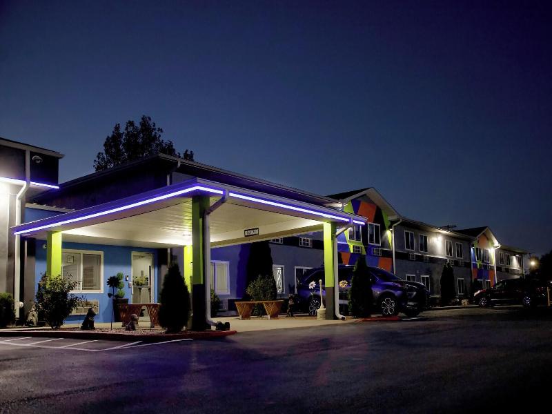 Express Inn Parsons