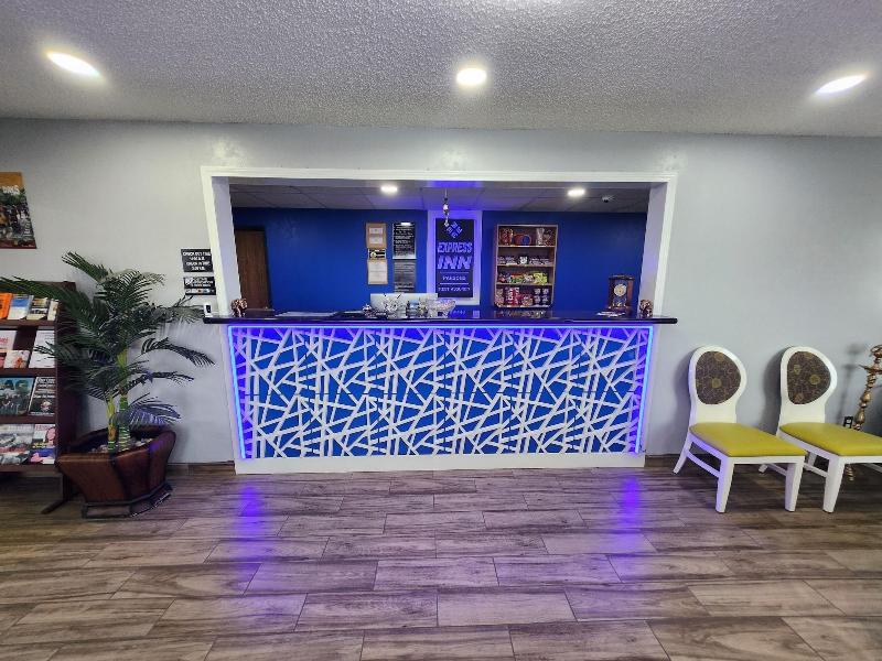 Express Inn Parsons