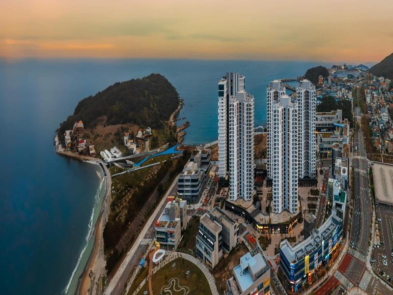 Odays Osiria Residence image