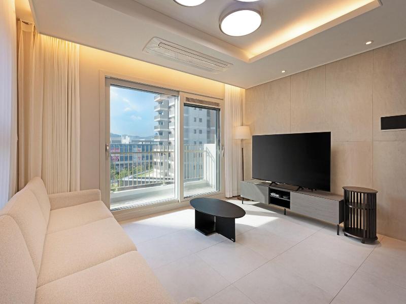 Odays Osiria Residence image
