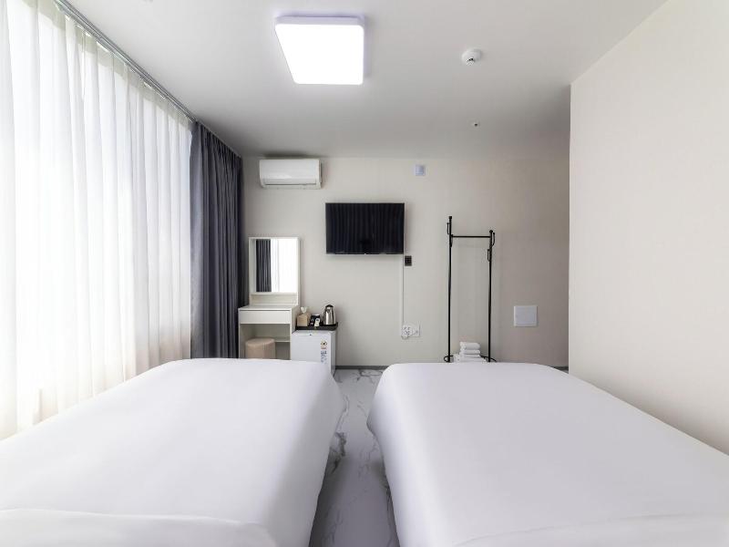Mj Hotel Jongno image