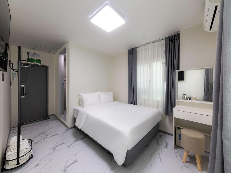 Mj Hotel Jongno image