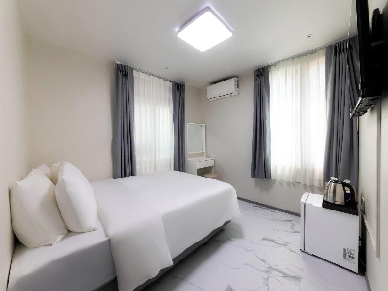 Mj Hotel Jongno image