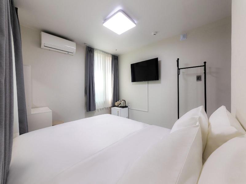 Mj Hotel Jongno image