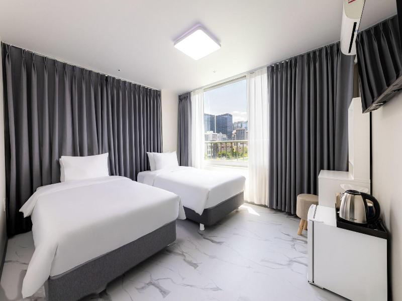 Mj Hotel Jongno image
