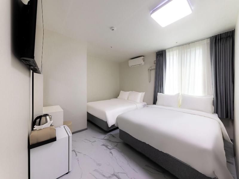 Mj Hotel Jongno image