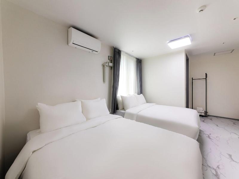 Mj Hotel Jongno image