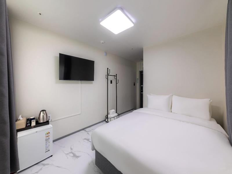 Mj Hotel Jongno image