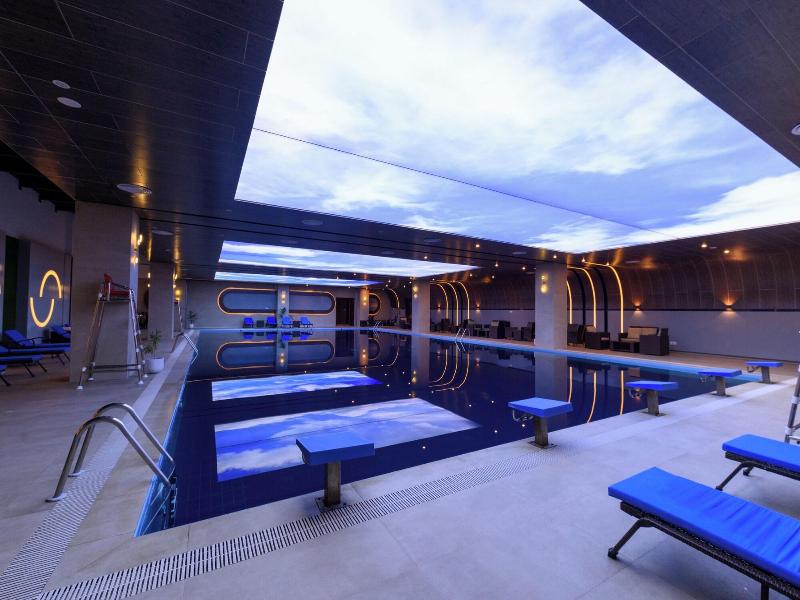 Rumanza By Pearl Continental image