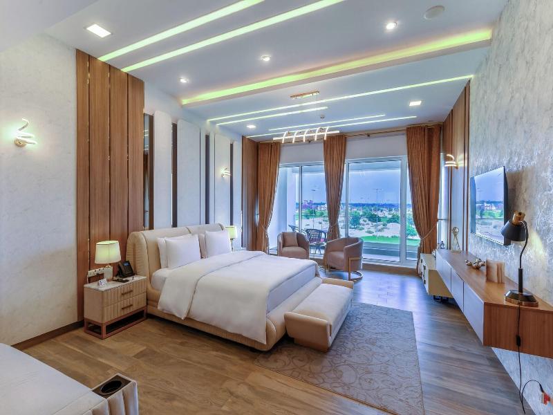 Rumanza By Pearl Continental image
