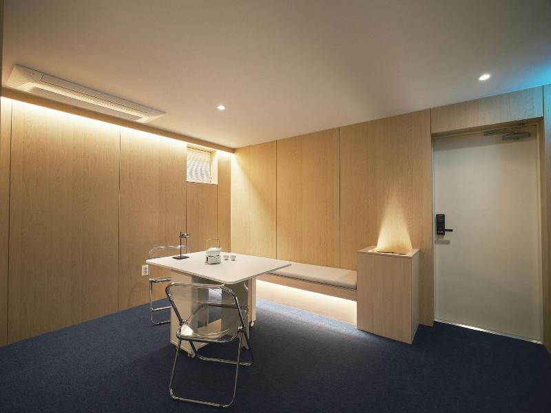 Dandelion Sinsa Branch 1 image
