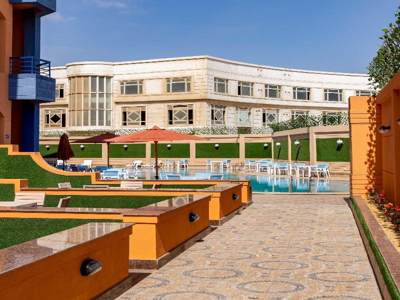 Royal Day Plaza Hotel image