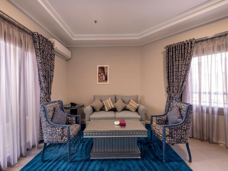 Royal Day Plaza Hotel image