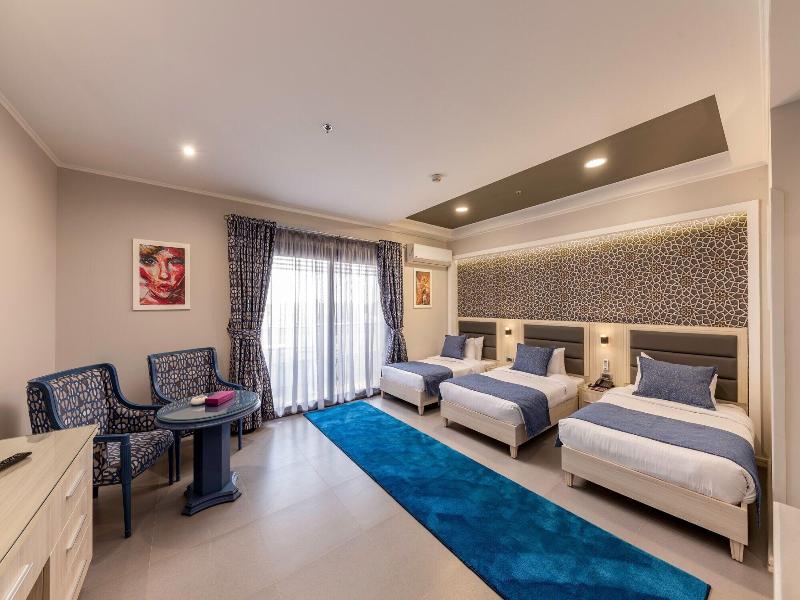 Royal Day Plaza Hotel image