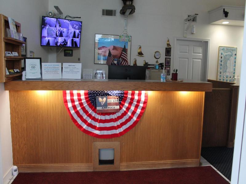 American Host Inn