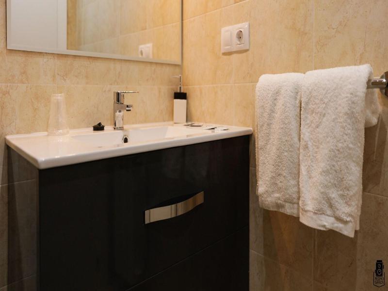 Dpcristal City Apartments image