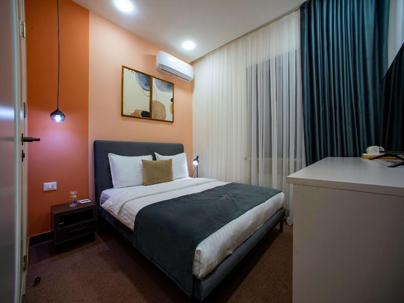 The House Hotel Yerevan image