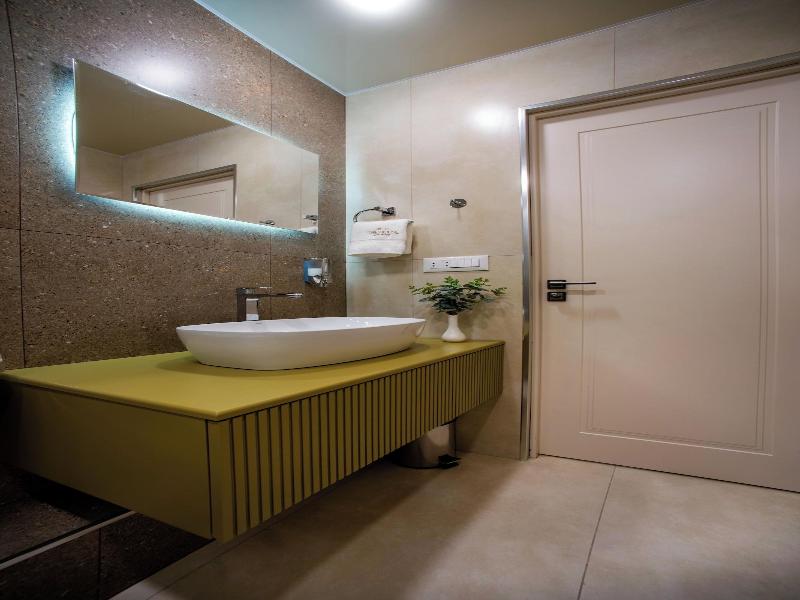 The House Hotel Yerevan image