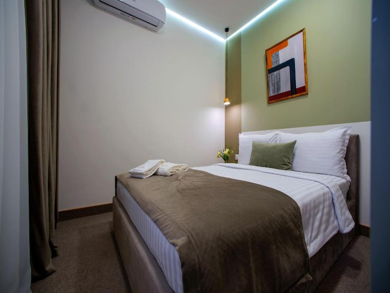 The House Hotel Yerevan image