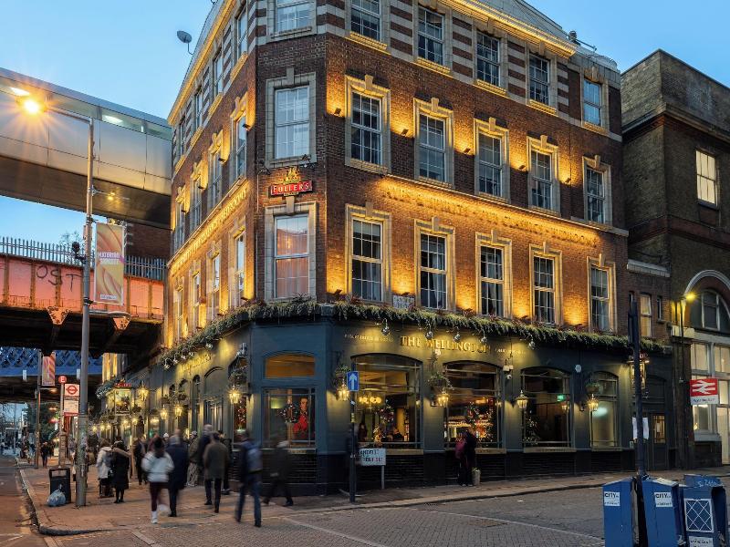 The Wellington Hotel — general view
