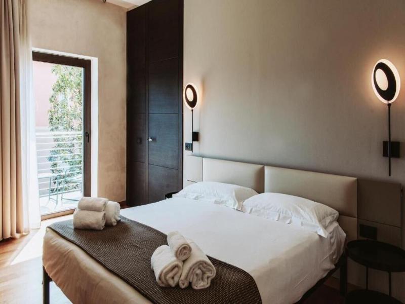 Aqva Boutique Hotel Adults Only Sirmione image