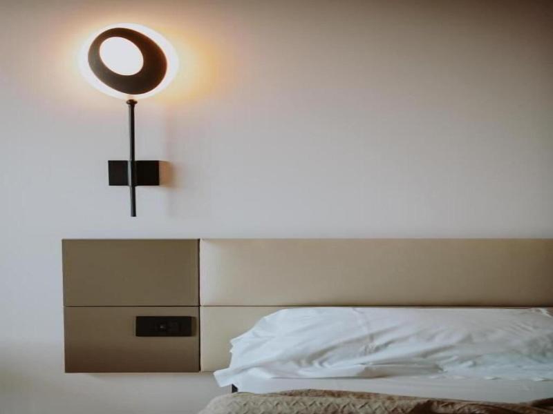 Aqva Boutique Hotel Adults Only Sirmione image