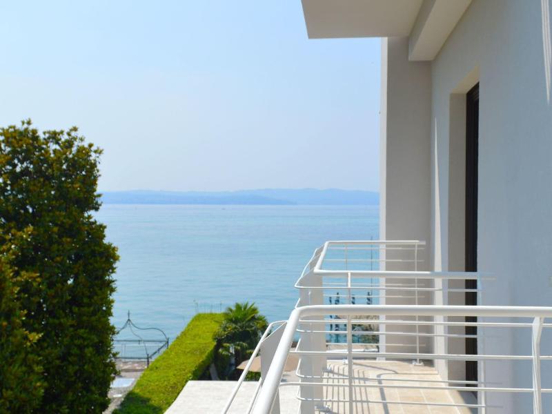Aqva Boutique Hotel Adults Only Sirmione image