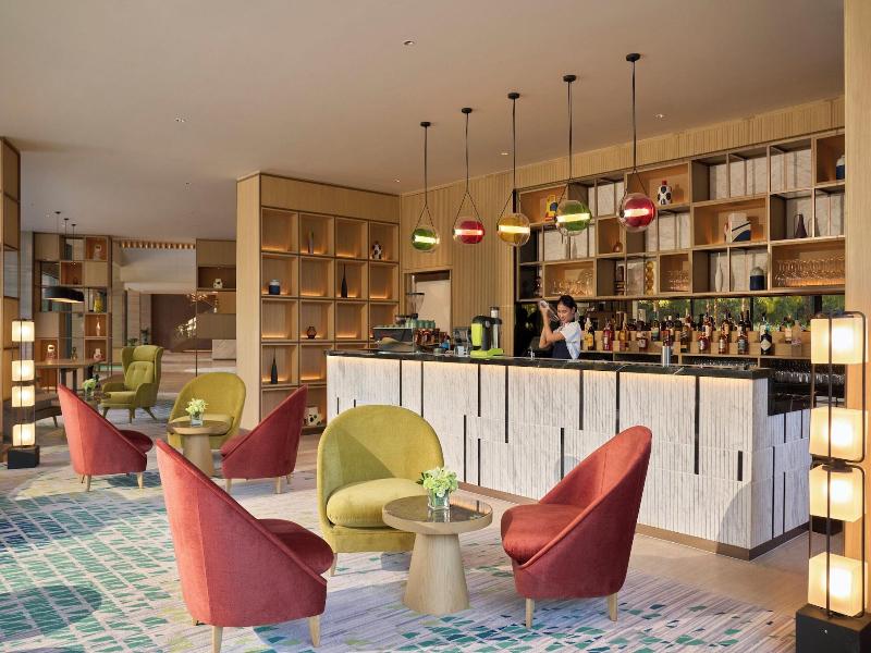 Holiday Inn Suites Vientiane By Ihg image