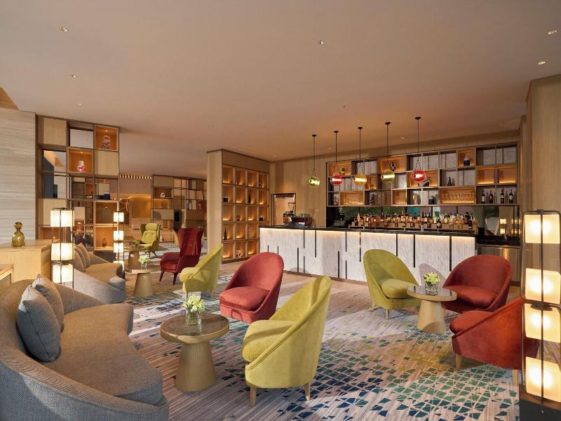 Holiday Inn Suites Vientiane By Ihg image