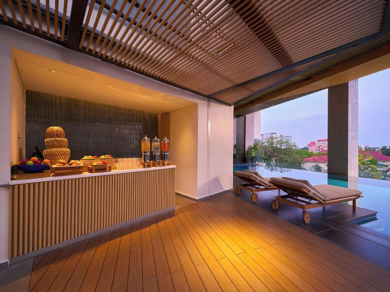 Holiday Inn Suites Vientiane By Ihg image