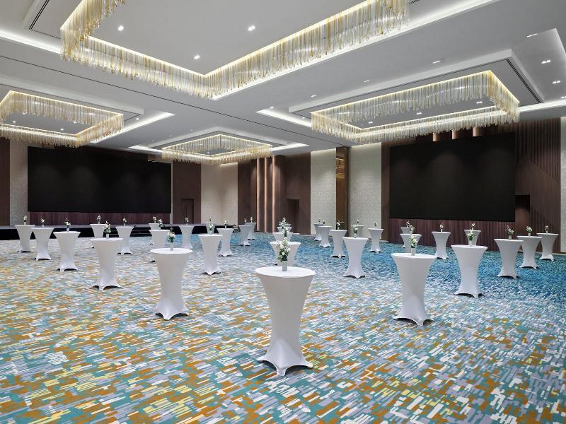 Holiday Inn Suites Vientiane By Ihg image