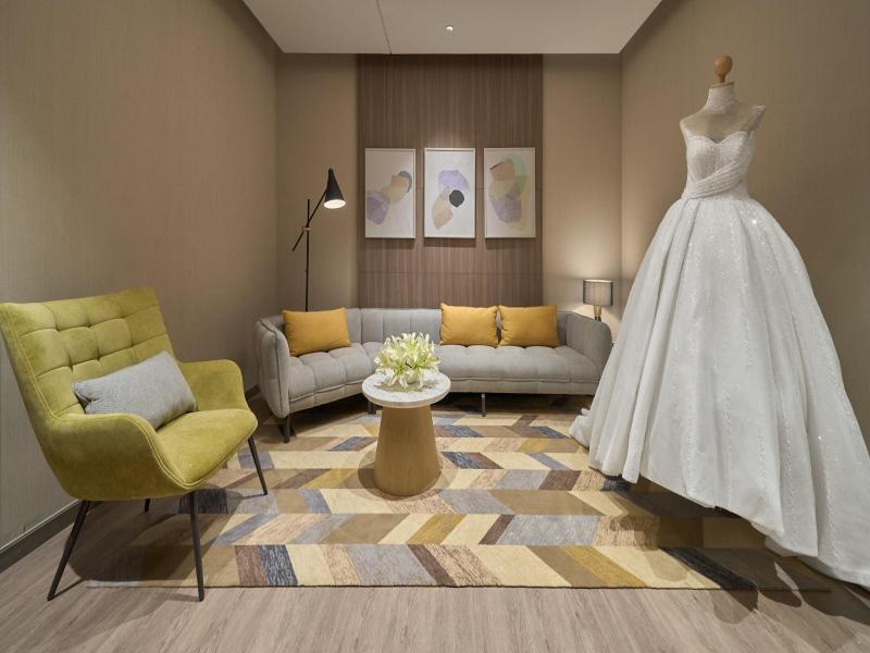 Holiday Inn Suites Vientiane By Ihg image