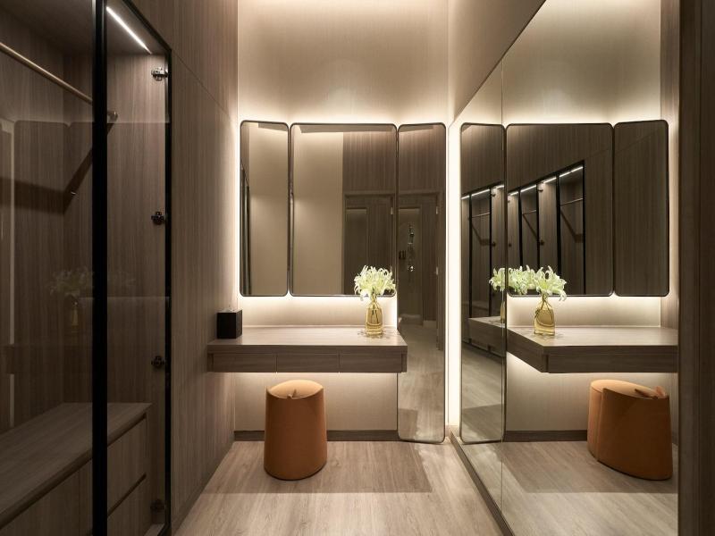 Holiday Inn Suites Vientiane By Ihg image