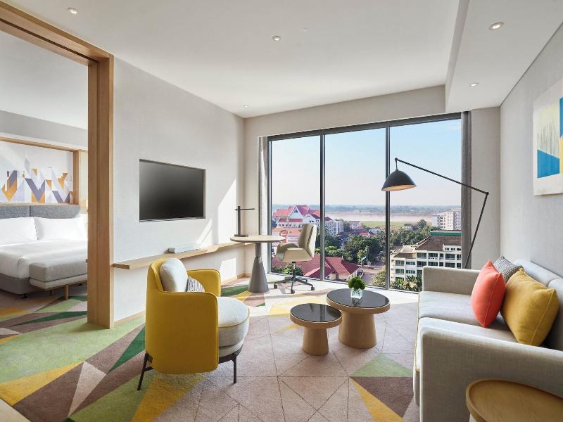Holiday Inn Suites Vientiane By Ihg image