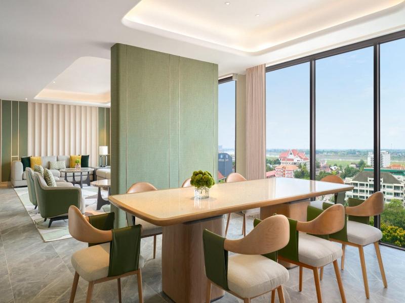Holiday Inn Suites Vientiane By Ihg image