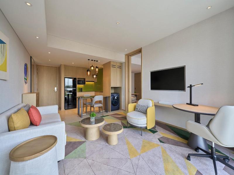 Holiday Inn Suites Vientiane By Ihg image